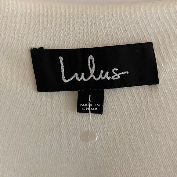 Lulu's Short Dress Large Slit Sleeves V-Neck Lined Creamy White Minimalist - Picture 5 of 13